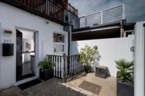 Milton Mews - Spacious and modern 3 bedroom apartment in Portsmouth